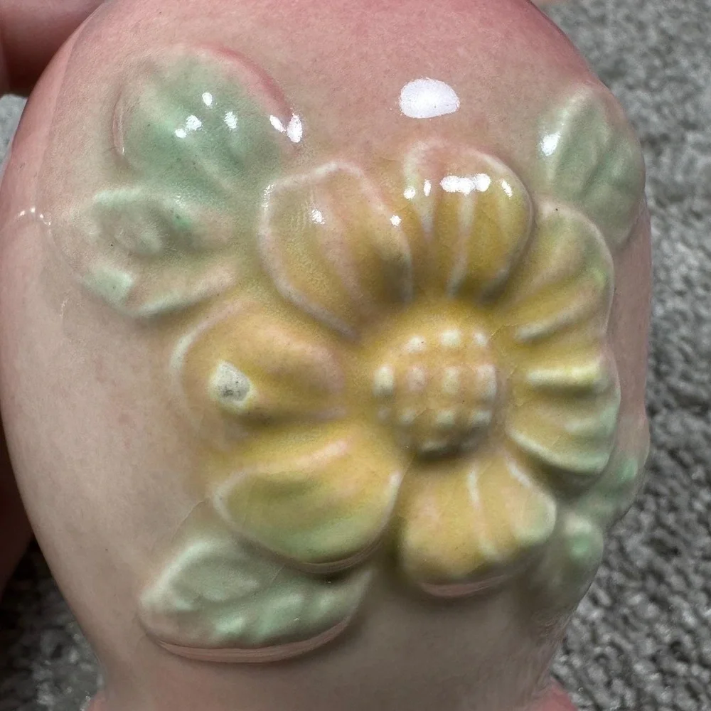 Hull Pottery good fair